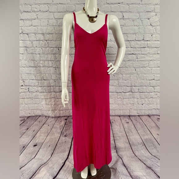 Brand New V Neck Plus Size Maxi Dress Magenta Size Various - Picture 10 of 11